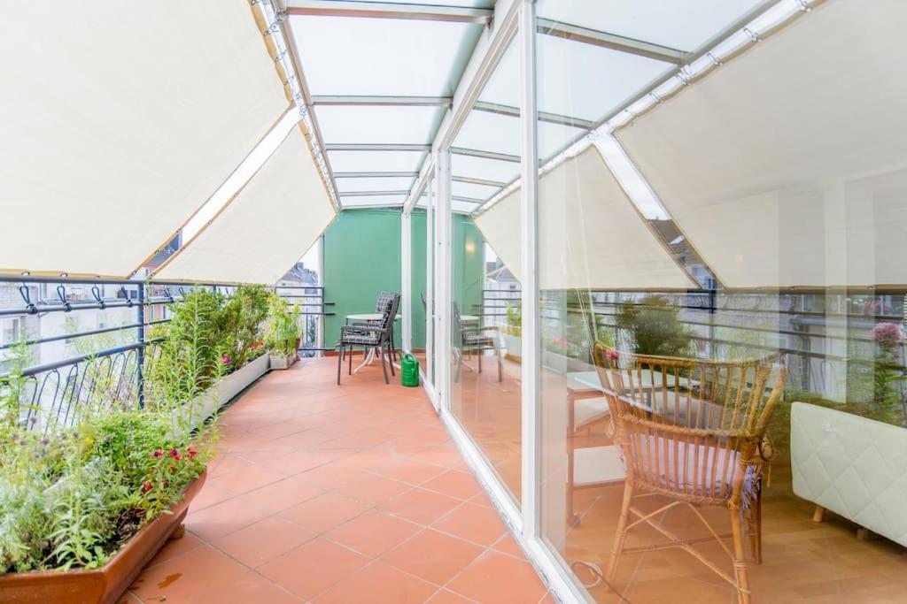 Modernes, sonniges Appartement im Herzen von Düsseldorf Exterior foto